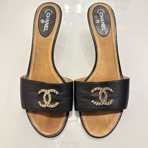 Chanel Heels (Kitten heels)